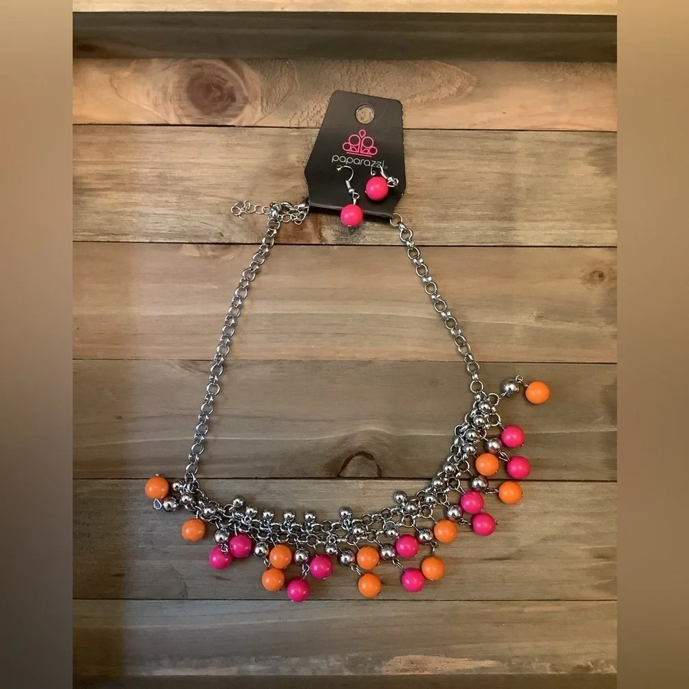 ❄️ Paparazzi | Vibrant Pink and Orange Beaded Necklace Set with Earrings